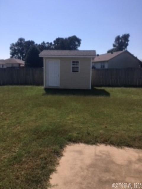 Building Photo - 19 Azalea Dr