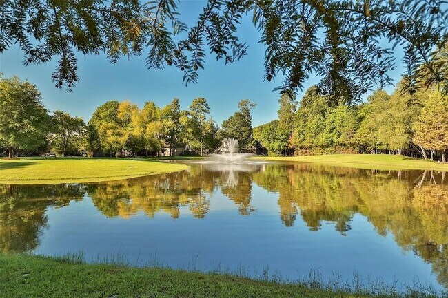 Building Photo - 548 Longleaf Pine Dr