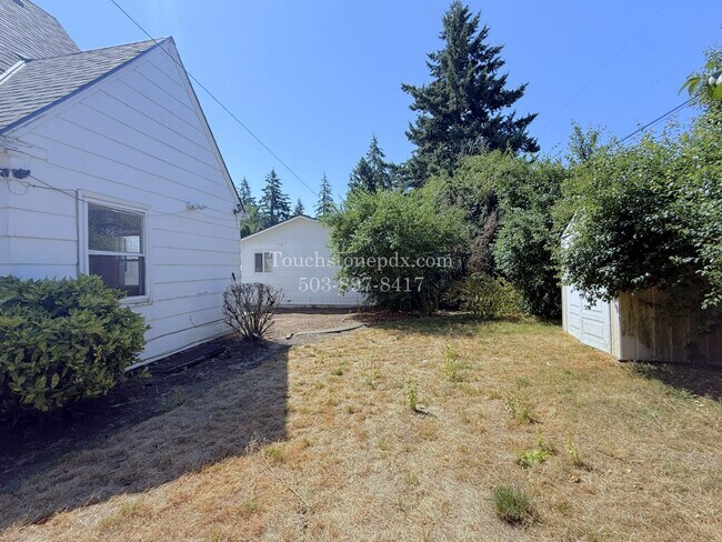 Building Photo - 1401 SE 130th Ave