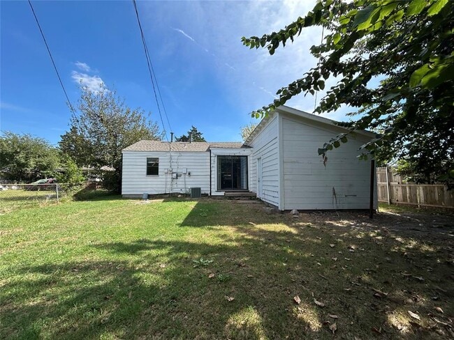 Building Photo - 3729 N Maney St