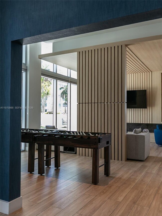 Building Photo - 90 SW 3rd St