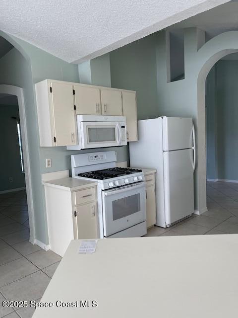 Building Photo - 874 Brookview Ln