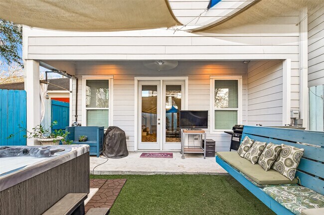 Building Photo - 1914 Shearn St