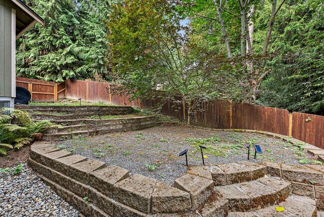 Building Photo - Spacious 3-Bed Home w/ AC, RV Parking & Hu...