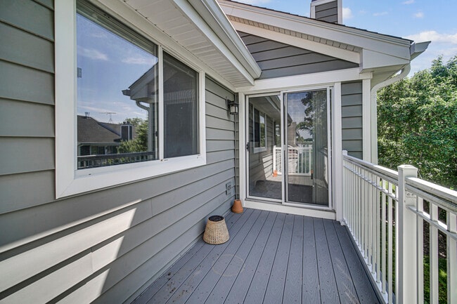Building Photo - 607 Berkley Ct