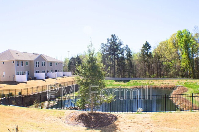 Building Photo - 8105 Overmeadow Ln