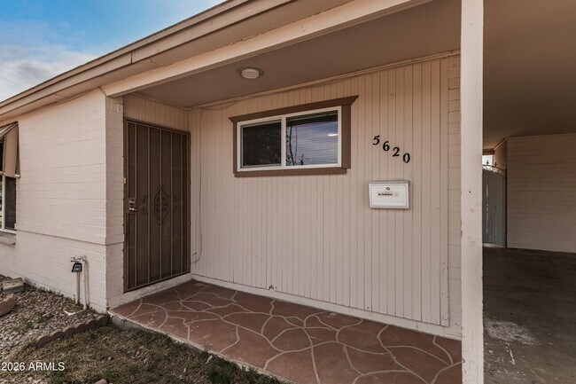Building Photo - 5620 N 19th Ave