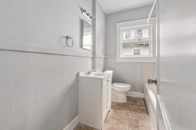 Building Photo - 4308 Terrace S