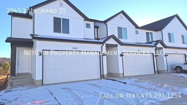 Building Photo - 2945 W LaGrand St