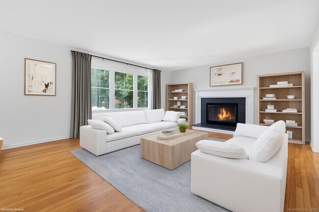 Building Photo - 55 Locust St