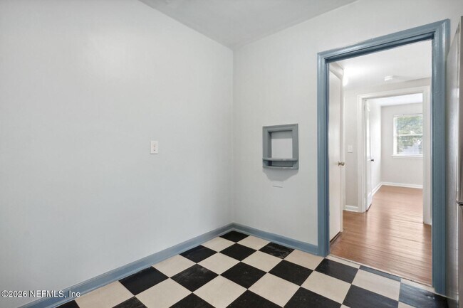 Building Photo - 3582 Hedrick St
