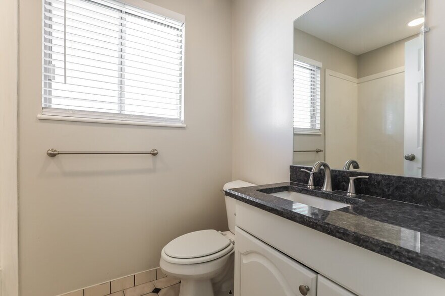 Building Photo - 8492 Merrick Ct