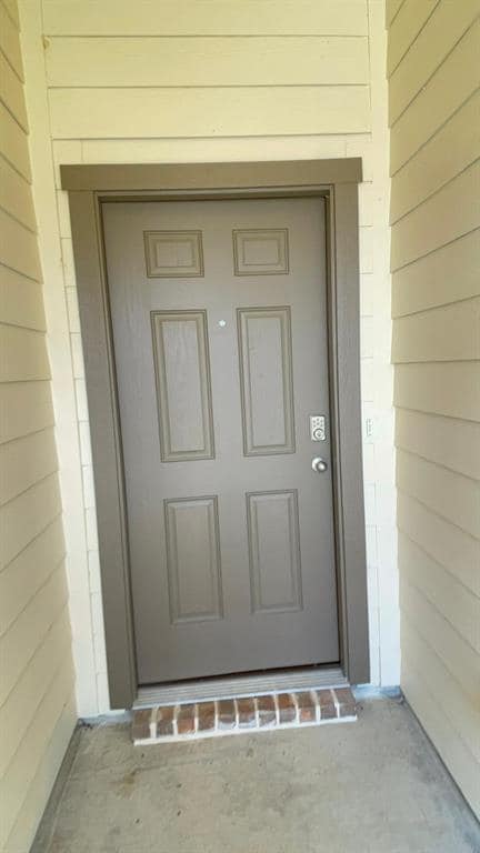 Building Photo - 221 Pecos Dr