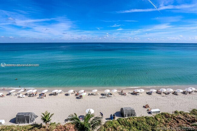 Building Photo - 1830 S Ocean Dr