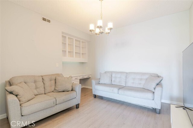 Building Photo - 4430 Noble Ave