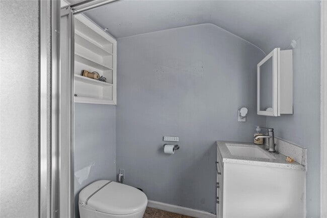 Building Photo - 41 Verplanck Ave