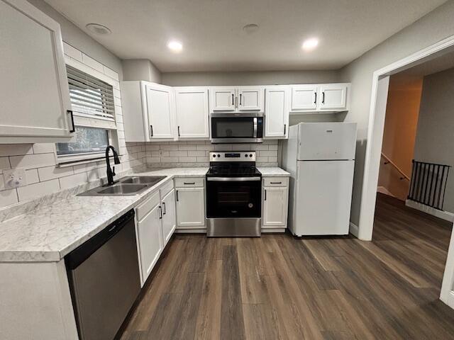 Building Photo - 3325 Valley Park Ave