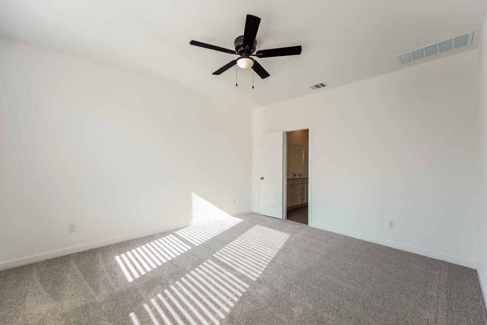 Building Photo - 15522 Crescent Pne