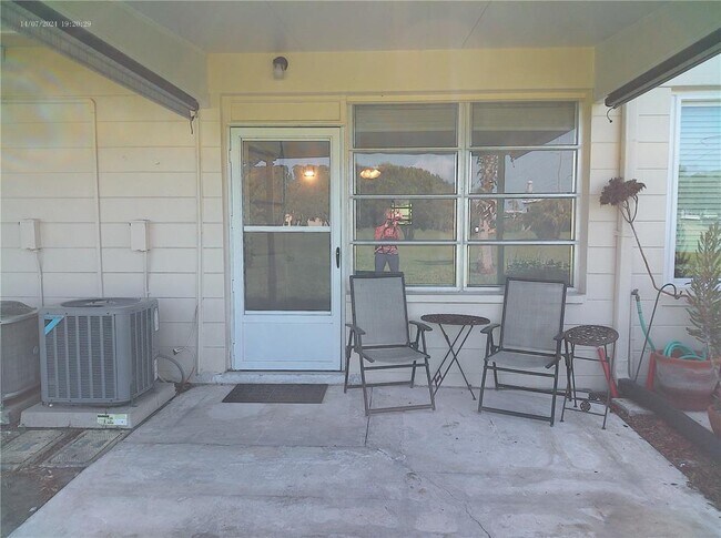 Building Photo - 2400 Franciscan Dr