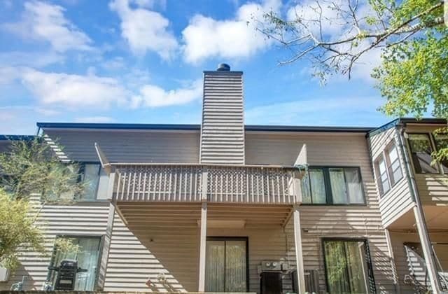 Building Photo - 5053 Gardenia Cir