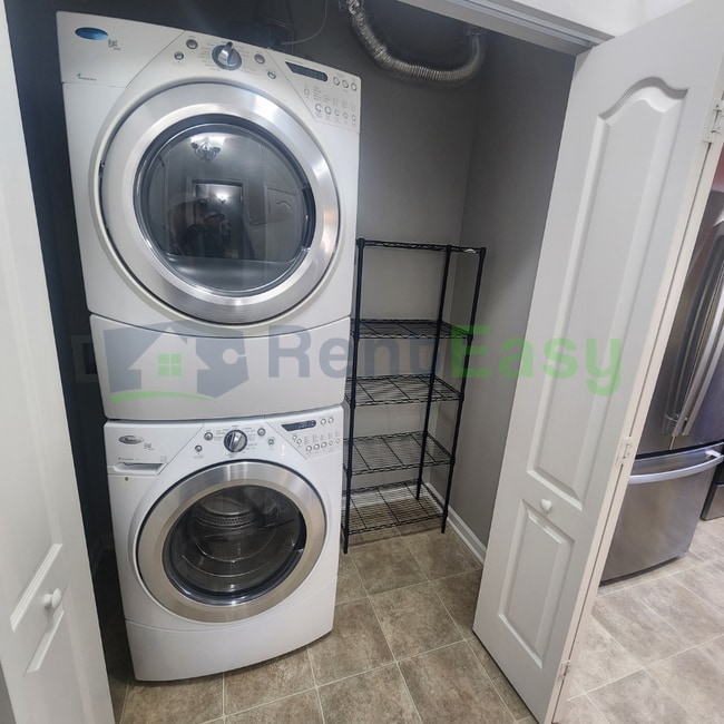 Building Photo - 402 Oakstone Trail