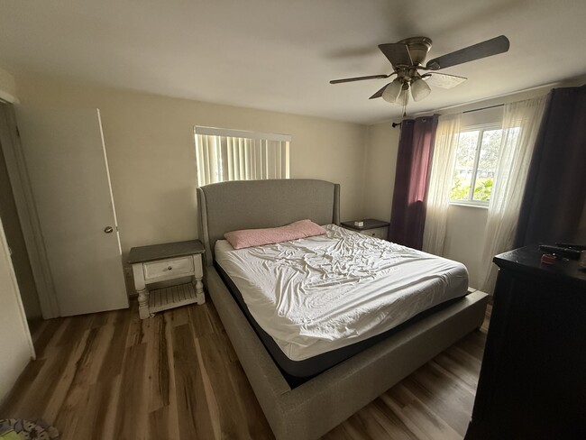 Building Photo - 1388 Rose St