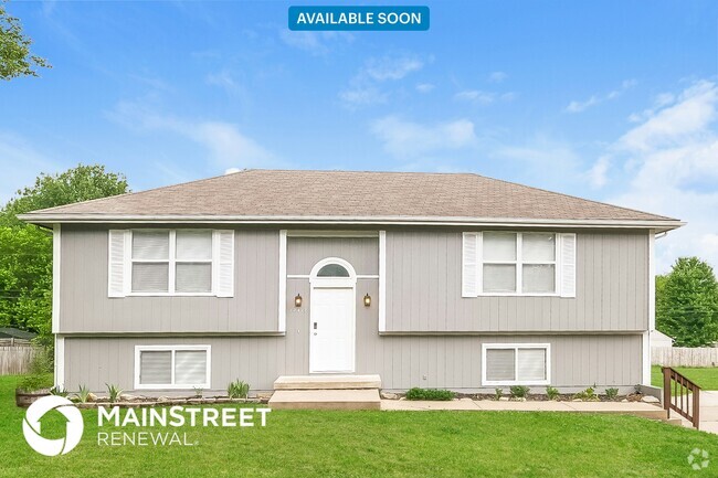 Building Photo - 17417 Montgall Dr