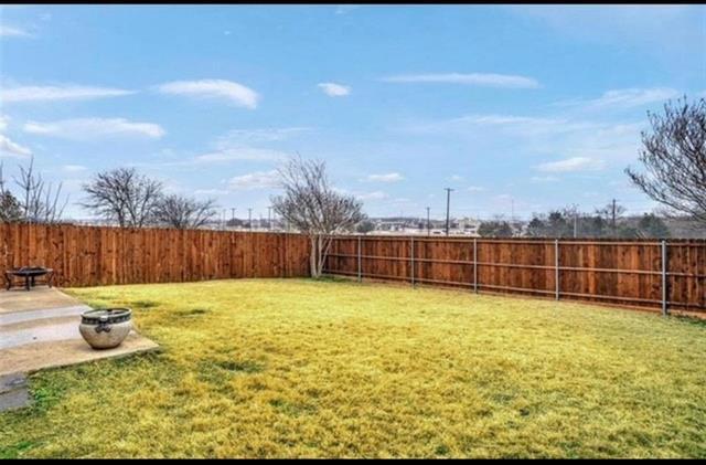Building Photo - 1005 Live Oak Dr