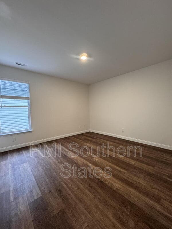 Building Photo - 403 Albus Dr