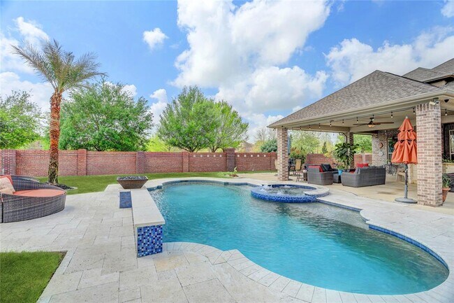 Building Photo - 10727 Stone Isle Ct