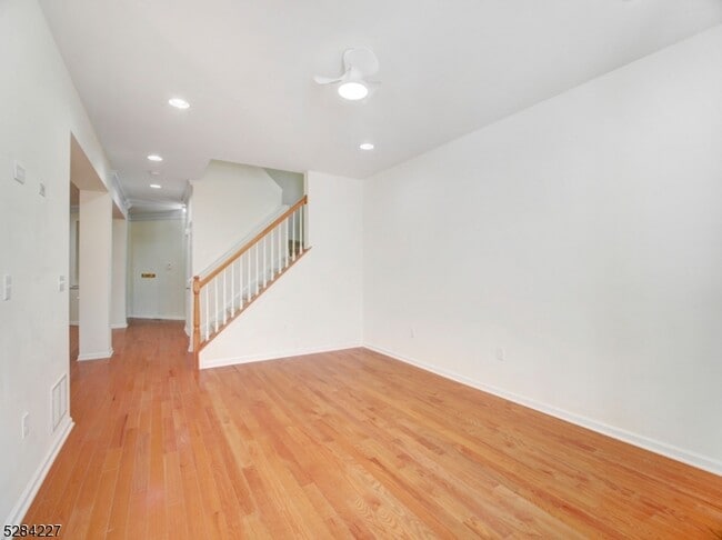 Building Photo - 44 Lamerson Cir