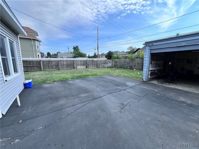 Building Photo - 45 Delham Ave