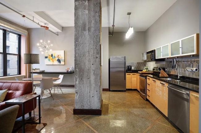 Building Photo - Historic Lowry Condo For Rent