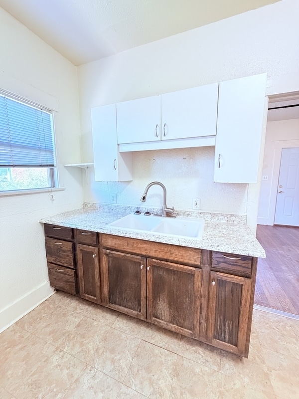 Primary Photo - 722 E Drachman St