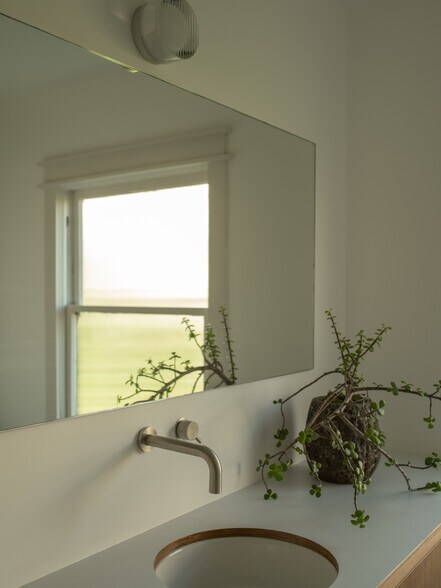 Building Photo - 4603 La Mirada Ave