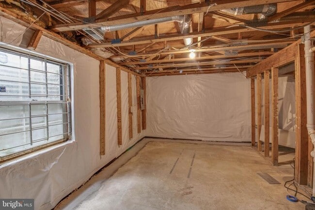 Building Photo - 849 St Michaels Dr