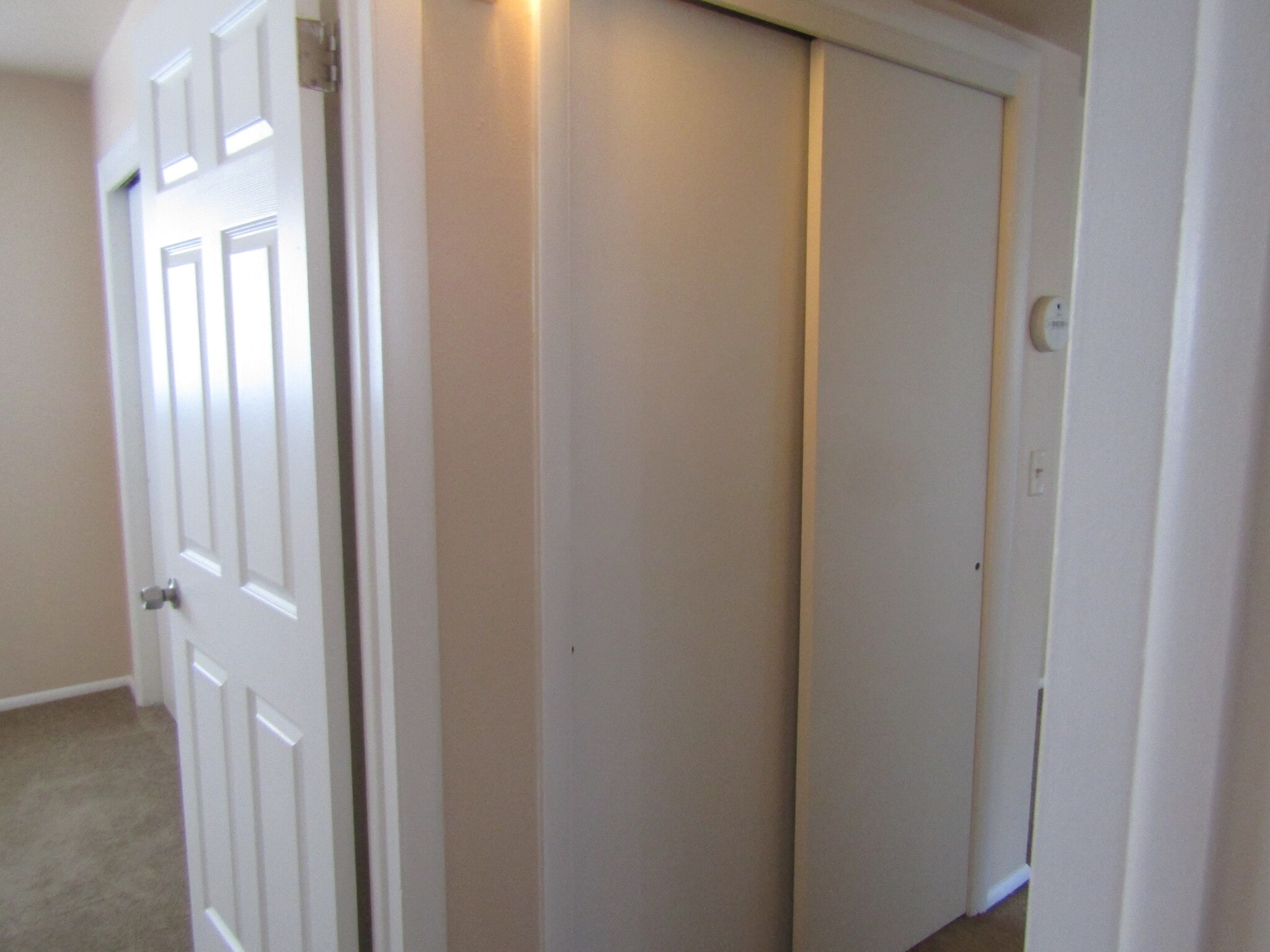 Building Photo - 106 Pike Ave