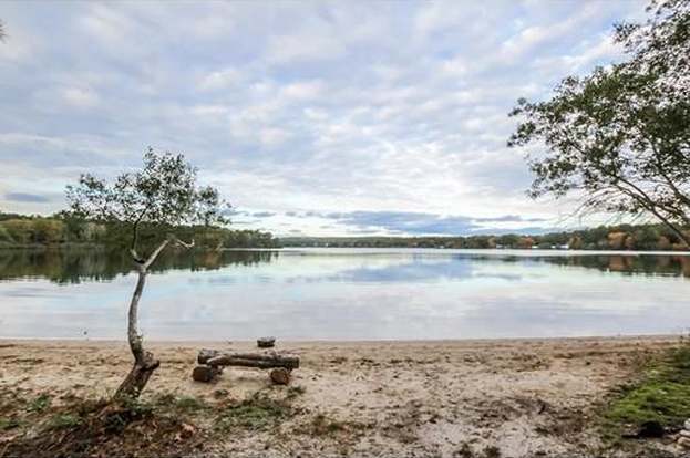 Building Photo - 13 Great Hill Rd