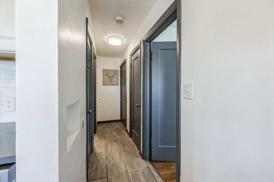 Building Photo - 3525 S Bannock St