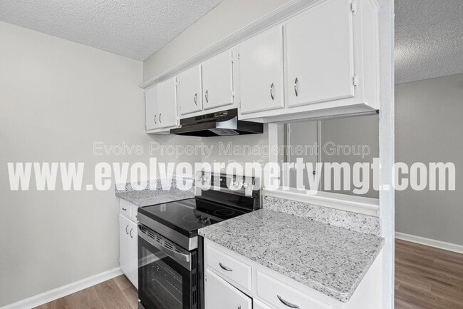 Building Photo - 5535 Quail Thicket