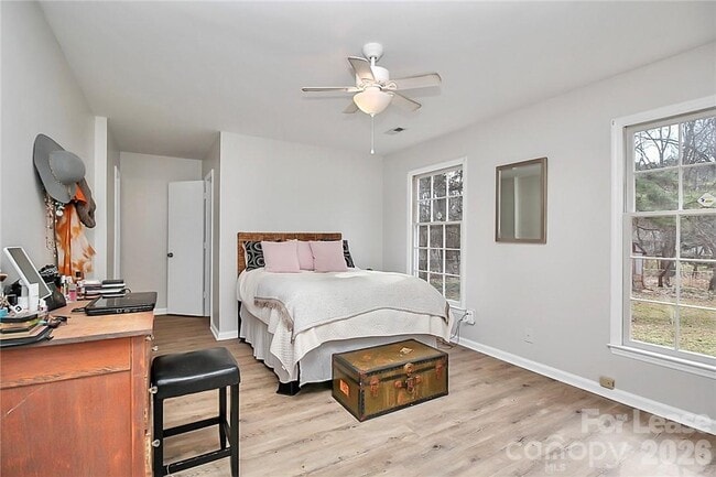 Building Photo - 8729 Timbercrest Cir