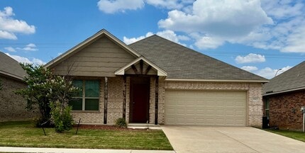 Building Photo - Perfect for Your Growing Family!