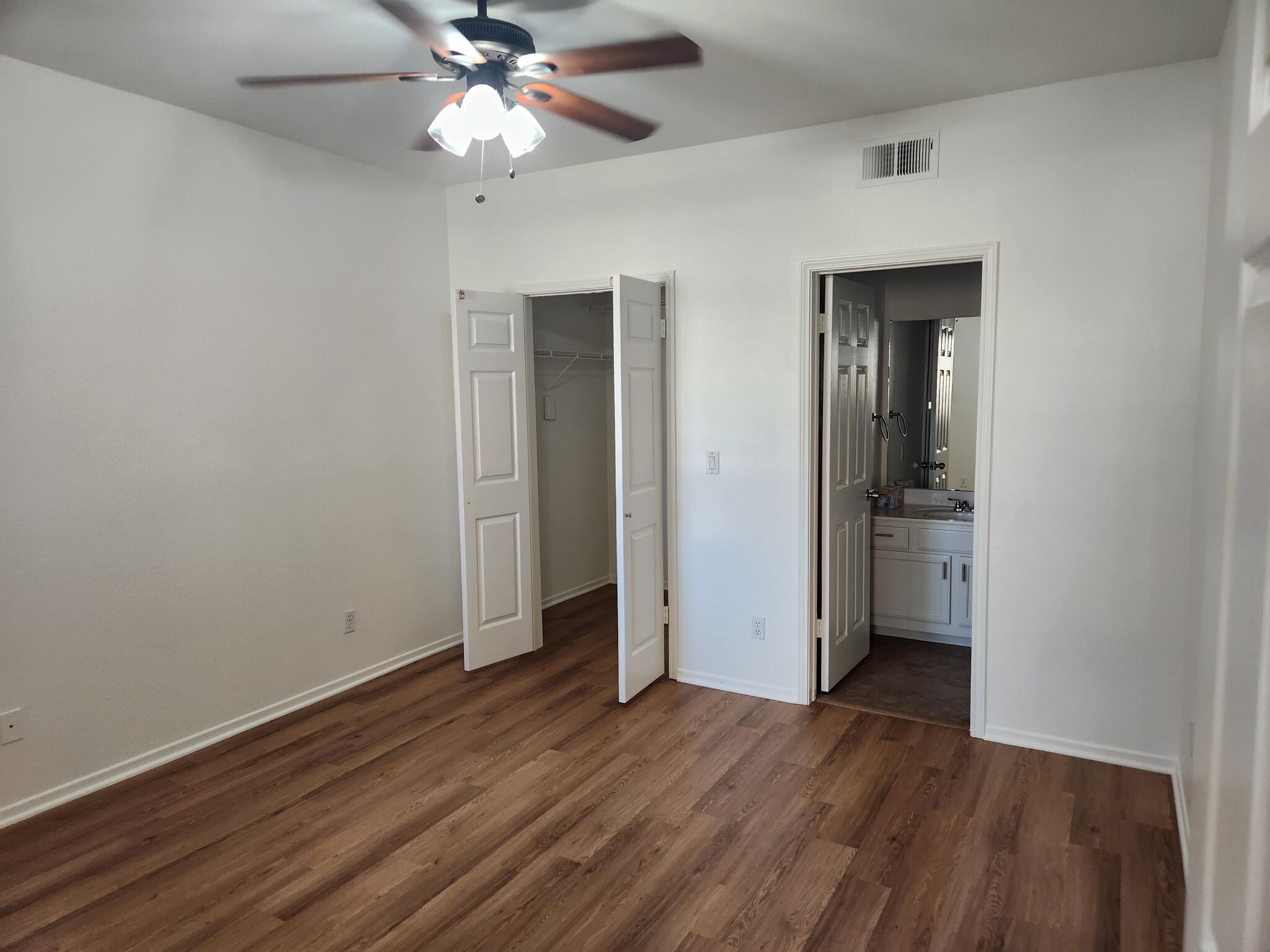 main bedroom - 7009 E Acoma Dr