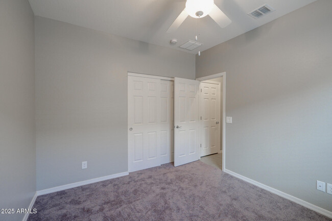 Building Photo - 42027 N Wollemi St