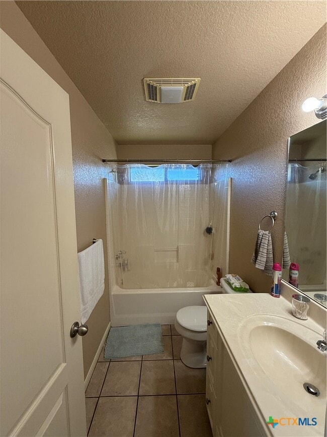 Building Photo - 1648 Sunfire Cir