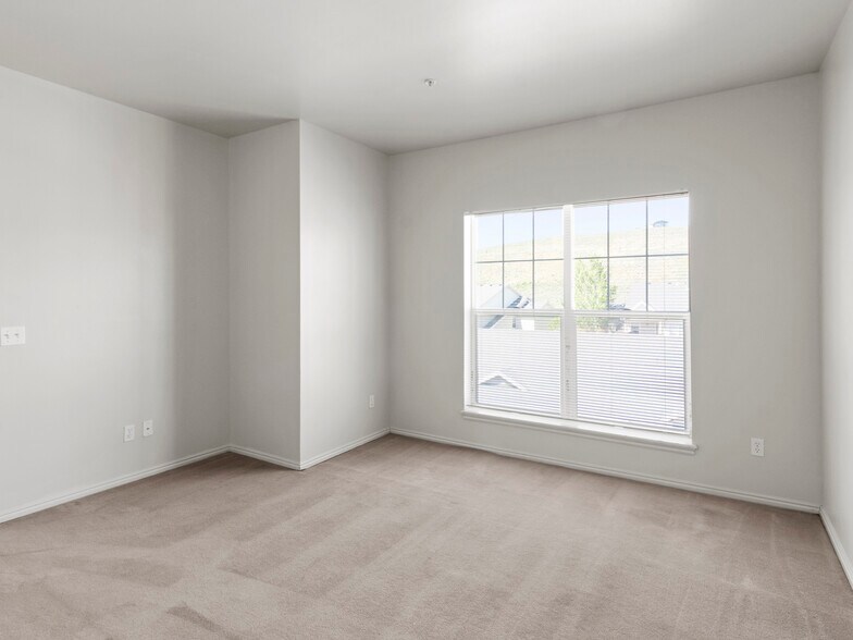 Building Photo - 900 Bitner Rd