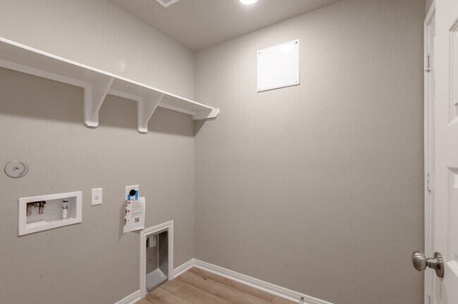 Building Photo - 3722 Sage Ln