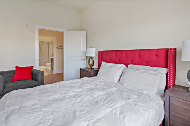 Building Photo - 599 John Carlyle St