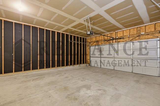 Building Photo - 9922 E Kinkaid Cir