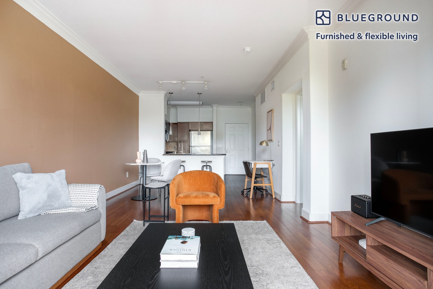 Building Photo - 7225 Crescent Prk W